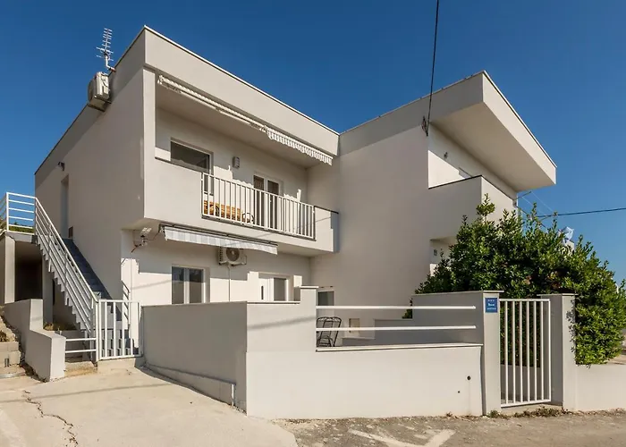 House With Private Pool M&m * 포드스트라나