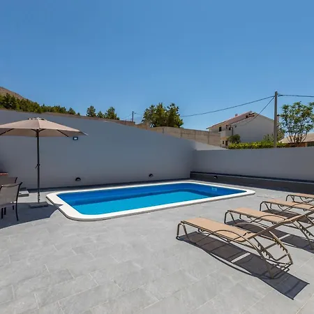 Holiday home House With Private Pool M&m *